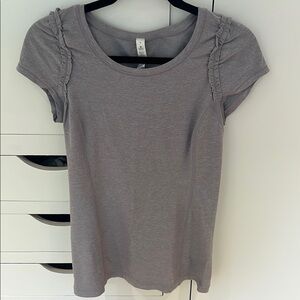 Lulu lemon Lavender/Gray Ruffled Sleeve Women's Top NEVER WORN